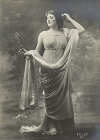 Meditation of Thais